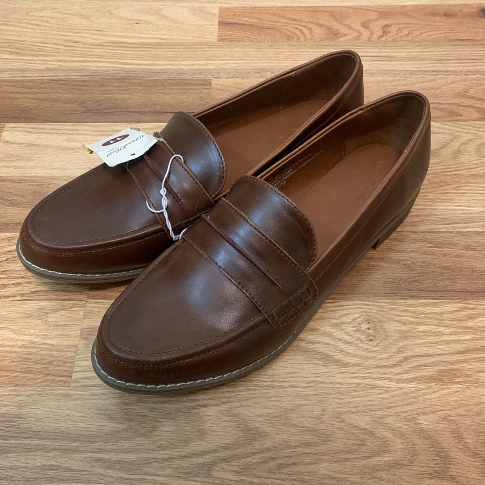 Universal Thread Brown Leather Loafers